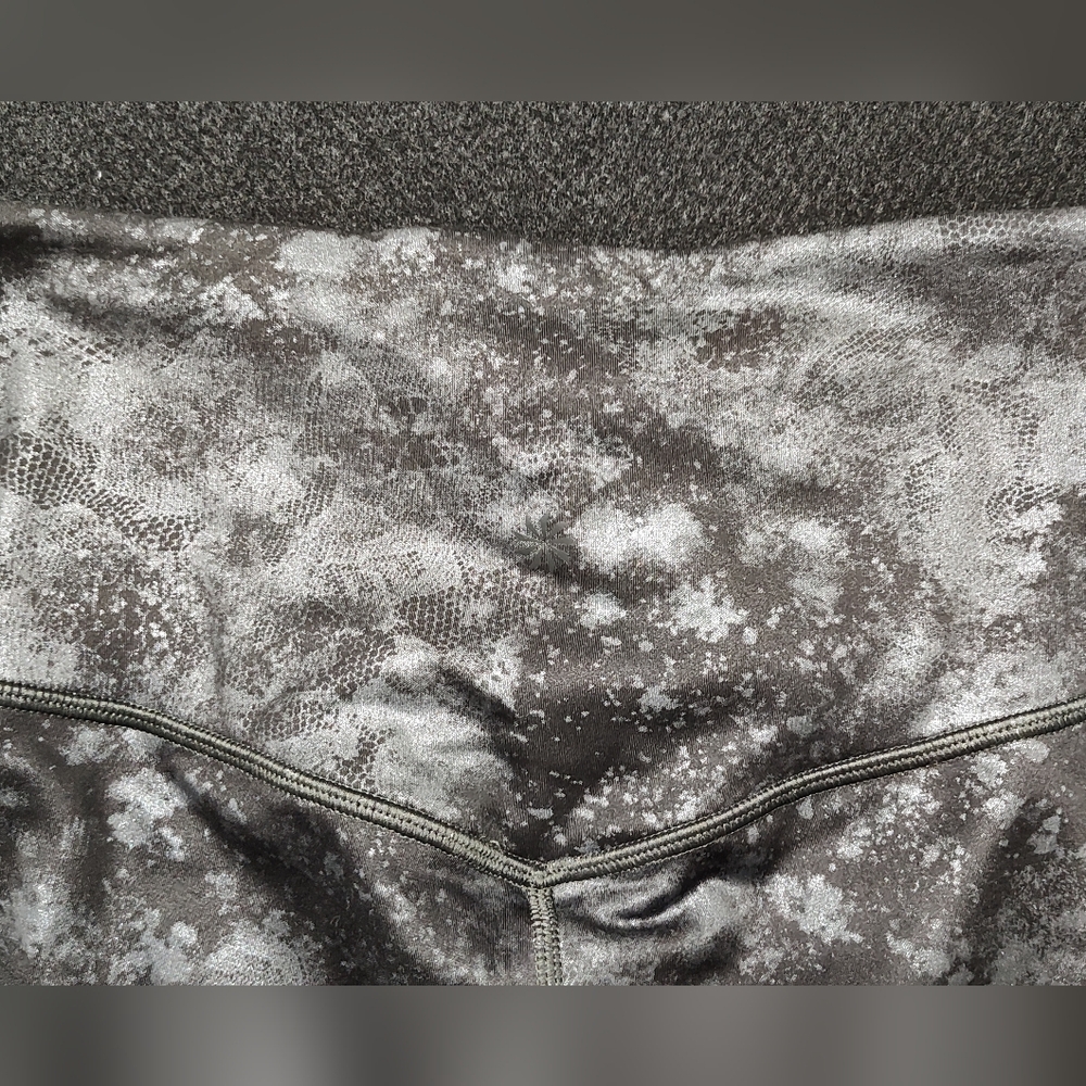 Athleta Women's XS Elation Misty Lace Tight Leggings Pants, Black Gray Silver - Picture 8 of 12